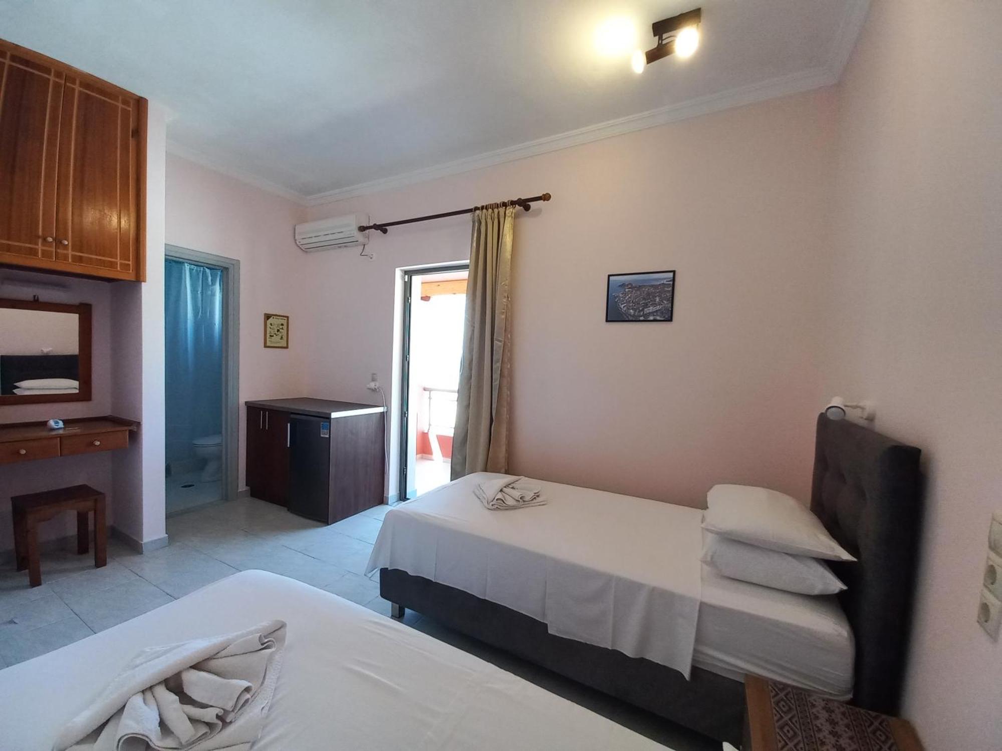 Porto-Fino Hotel Arillas  Eksteriør billede
